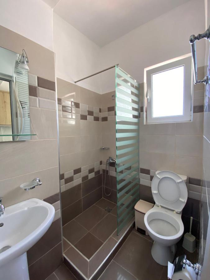 Hotel Andrea Sarande Luaran gambar