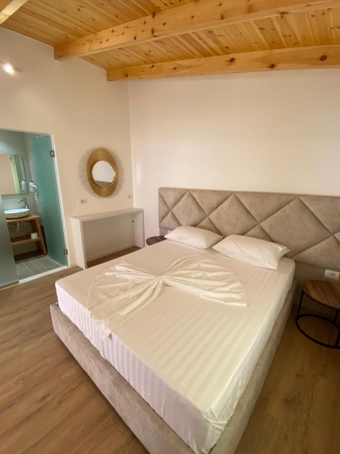 Hotel Andrea Sarande Luaran gambar
