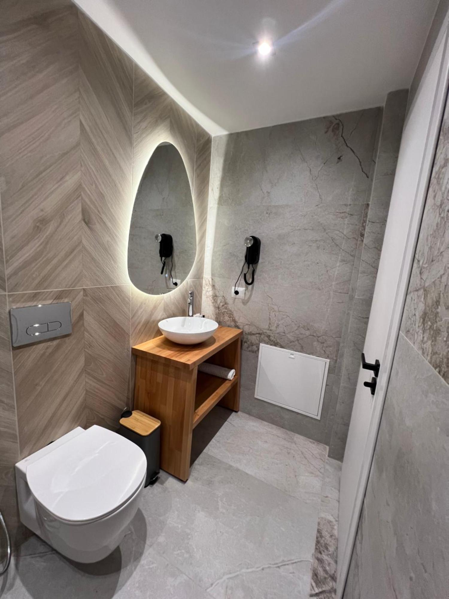 Hotel Andrea Sarande Luaran gambar